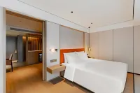 Yi HOTEL - Esports