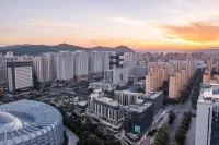 Xining Haihu New District Wanda Moments Hotel - Romantic