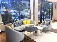 艾尚居飯店（海韻廣場陵水高鐵站店） - 2 星級