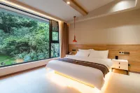 Lao jun shan Luozhu Tianji Homestay (Laojunshan Zhongling Cableway Branch) Hotels near Zhongling Ropeway - Xiazhan Station