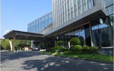 Novotel Nanjing East Suning Отели рядом с достопримечательностью «Nanjing University of Science and Technology Zijin College»