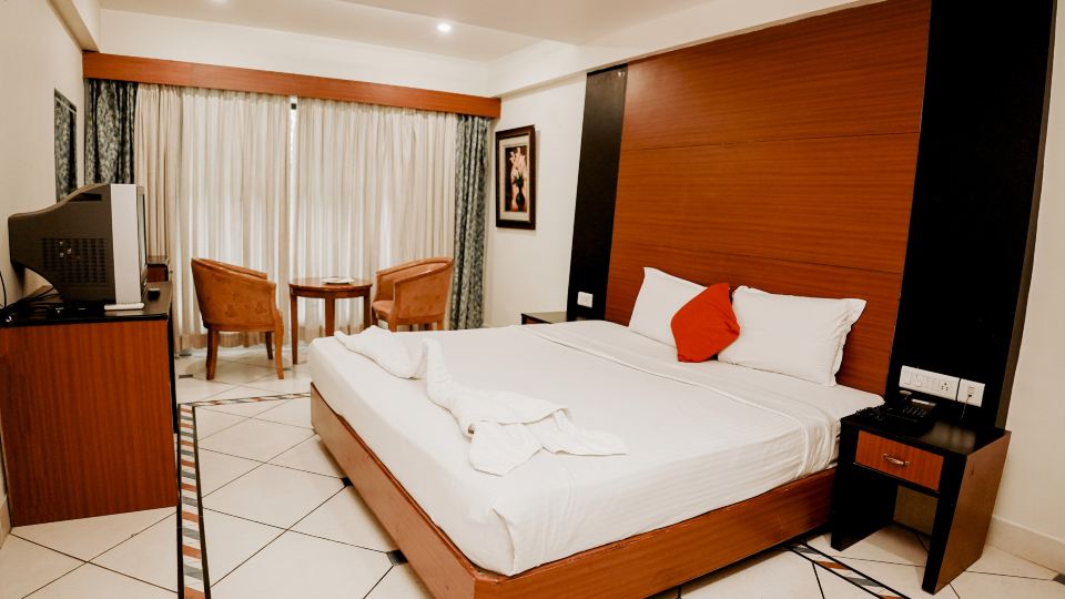 EMARALD RESORT