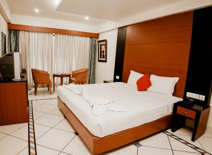 EMARALD RESORT