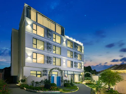 Huachen·Mantingfang B&B (Beihai Silver Beach Tourist Resort)