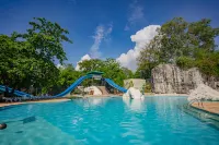 Whiterock Beach Resort - Gym