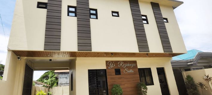 Ys Rezidenzia Suites Hotels in Albay