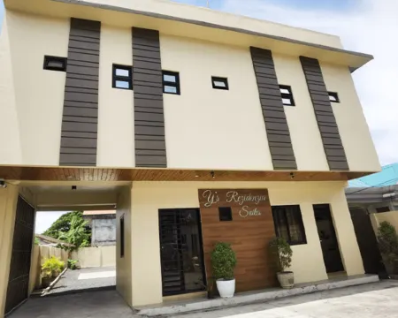 Ys Rezidenzia Suites Hoteles en Daraga