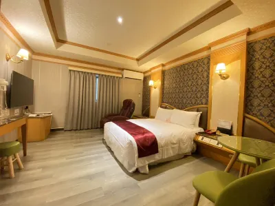 I Live Motel Hôtels à proximité de : Hongmaogang Bao'an Temple