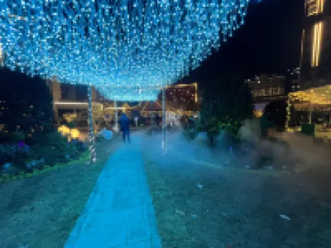 Thunderobot Esports Hotel