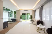 리스키 레지던스