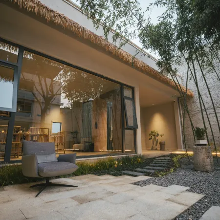 Chunxuan Homestay (Longmen Grottoes Scenic Area Southwest Gate)