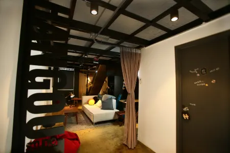 HangoutSpacez at The CEO Penang Отели рядом с достопримечательностью «Сад тропических специй»