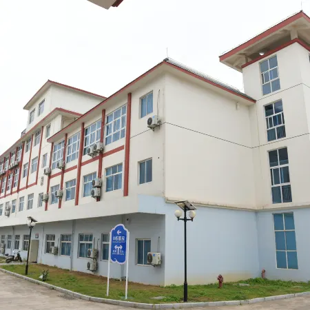 Bianhai Hotel (Jiangping)
