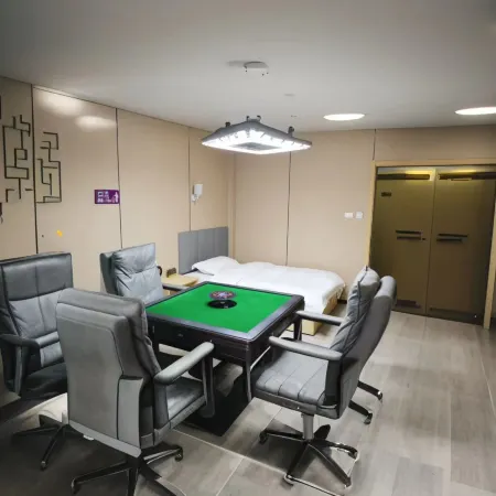 Echeng District Huahu City Apartment (Yingbin Avenue Huangshi Expressway Toll Station Store) Hotels in Ezhou