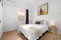 Heritage 5Br Home - Minutes Walk to CBD&South Bank, 3 Parking - Villas