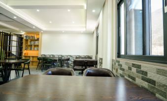 Yifeng Homestay