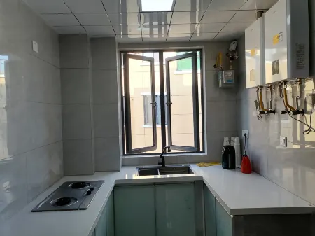 Doudoujia Apartment (Huanggang Vocational and Technical College) Отели рядом с достопримечательностью «Mechanical and Electronic Engineering Department of Huanggang Polytechnic College»