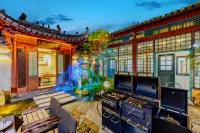 Hongcun Heyi Academy of Fine Arts Huizhou Courtyard View Homestay - 바