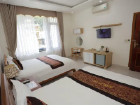 Phong Nha Jasmine Hostel & Rooftop Bar Hotels in Son Trach