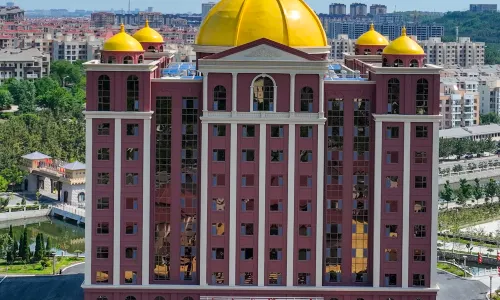 Longkou Nanshan Castle Hotel