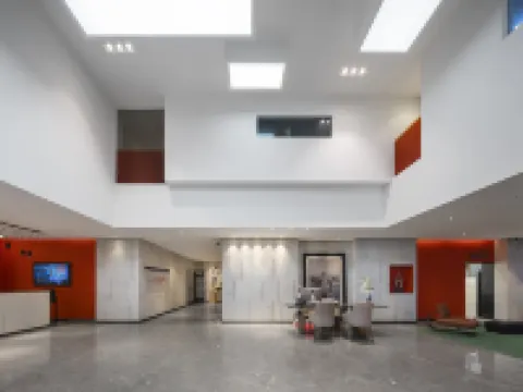 อ้ายซาง โฮเต็ล (เลอชง เฟอร์นิเจอร์มอลล์ ฝอซาน) โรงแรมในฝอซาน