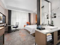 Hampton by Hilton Dalian High-Tech Zone Hotels near Yinshatan Bathing Spot