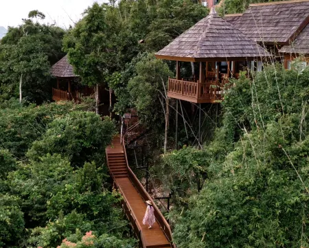 Yalong Bay Earthly Paradise Birds Nest Resort