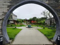 Huazhuquan Health Hot Spring Hostel - วิว