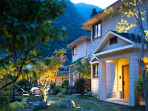 Hailuogou Tongtang·Secret Garden Holiday Villa·Snow Mountain Holiday Villa