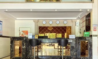 Anyi Fenghe Hotel