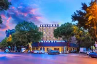 Hushan Impression Hotel Отели рядом с достопримечательностью «Лю Бэ Чэнь живет в семье»