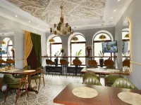 Dizajn Hotel Senator Hotels near Saint Basil's Cathedral