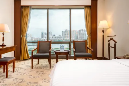 Gladden Hotel (Shilong Town) Отели рядом с достопримечательностью «Fuyuan Youye»