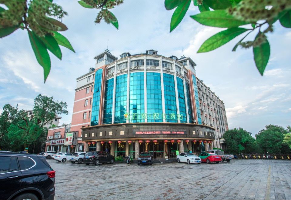 hotel overview picture