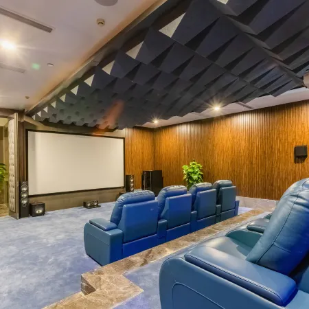 Yangzi International Hotel