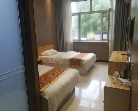 Adawan Carilong Hotel Hotels in Anda