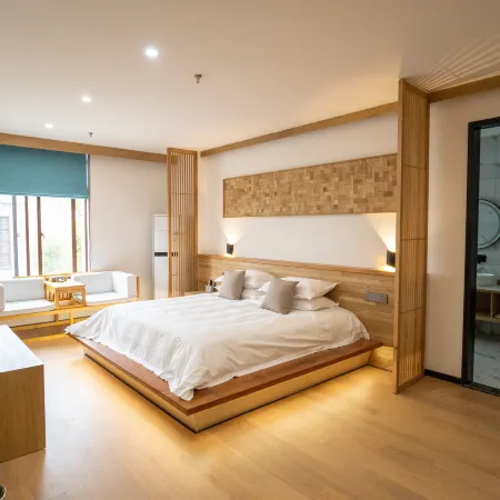 Yishuiwan Hot Spring Hotel (Lujiang Tangchi Hot Spring Resort)