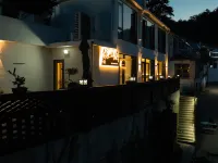 Jiuhua Mountain Yishanju Homestay (Huacheng Temple) Hotels near Baisui Palace