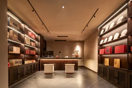 Huajian Yongning Tea-themed Stay (Xi'an City Wall South Gate Yongningmen Subway Station)