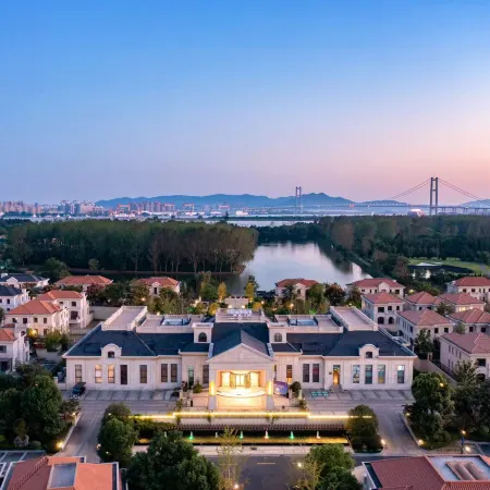 Fangdian`Hualin Yuezhao holidays Riverview hotel (Yangzhou)