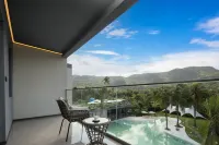 Blue Bird·Infinity Pool Designer Ocean Villa (Riyuewan Store)Wanning