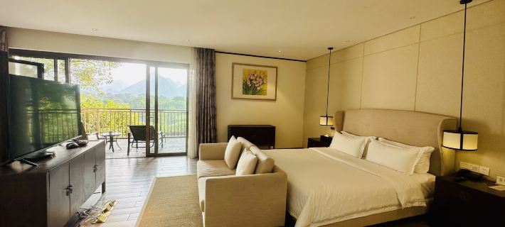 Watermark Promenade · Riverside Charm & Peak View Vacation Villa (Lijiang River Branch) โรงแรมในหลิงฉวน