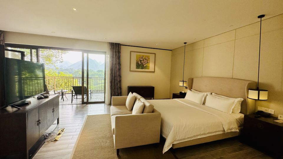 Watermark Promenade · Riverside Charm & Peak View Vacation Villa (Lijiang River Branch)