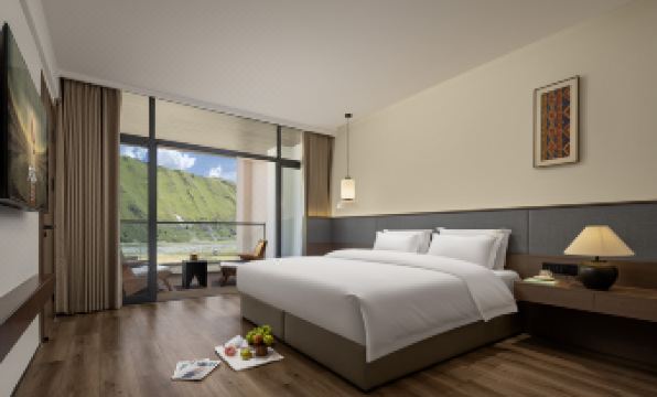 Wolian Huayin Hotel in XinduqiaoKanding