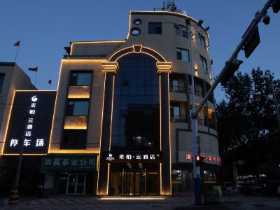 Superior Hotel
