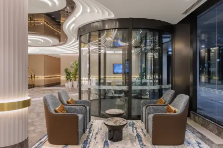 Meriton Suites Broadbeach Отели рядом с достопримечательностью «Панорама Тауэр»