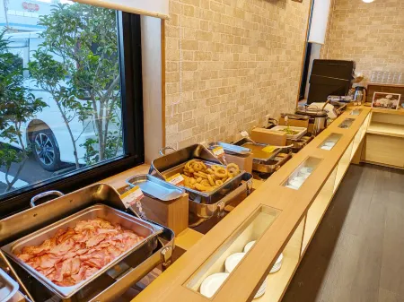 Hotel Route-Inn Fukui Owada Отели рядом с достопримечательностью «Yokokan Garden»