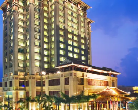 ทีทีซีอิมพีเรียล โฮเต็ล โรงแรมในเว้