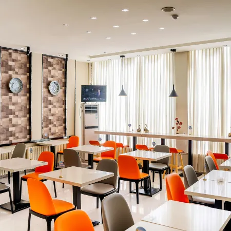 Zibo Liaozhai Hotel(near Badajv Market &Wanxianghui)
