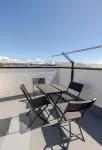 Near Kamakura, Enoshima and other attractions 1 minute direct to Tokyo Shinjuku, Enoshima Hotels in Fujisawa